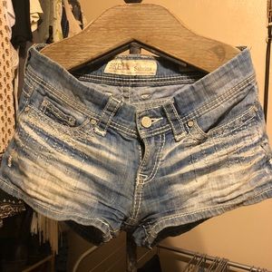BKE jean shorts !